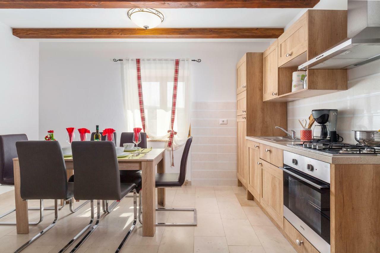 Holiday home Kuca Maja